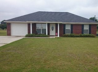 96 Old Town Rd, Midland City, AL 36350