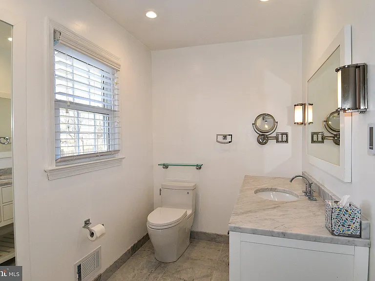 9309 Reef Ct — Photo 30