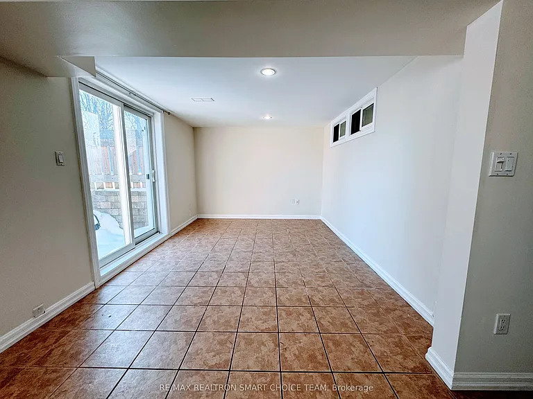 45 Bryant Rd #BASEMENT — Photo 11