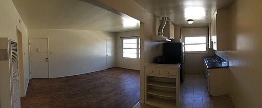 3rd image of 526 N Madison Ave APT 6