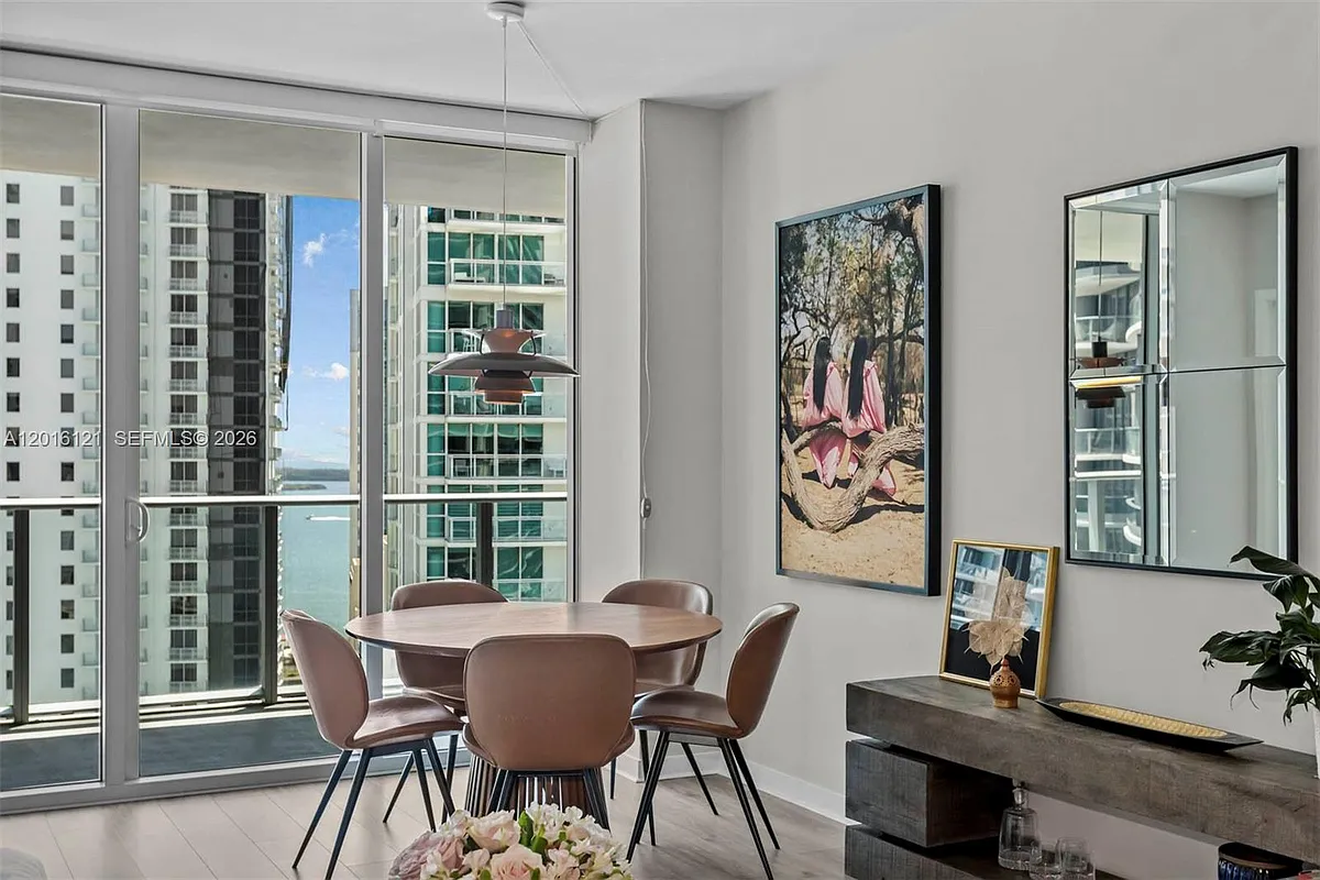 Building Photo - 1100 S Miami Ave #2611