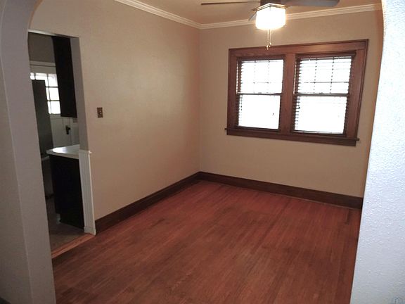 3rd image of 1121 10th St