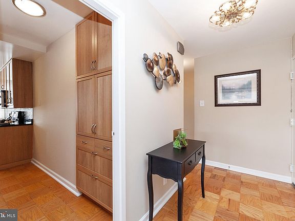 4th image of 301 N Beauregard St APT 216