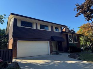 21 Colebrook Ct #1, Kitchener, ON N2E1Y8