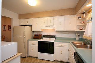 2nd image of 25 Monika Ln