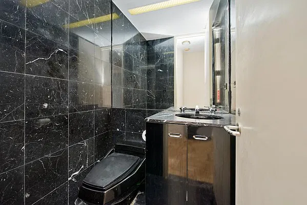 Rented by Keller Williams NYC | media 24
