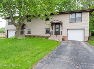 668/670 Anita Ave, Antioch, IL 60002