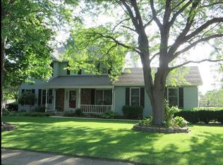 660 Ashbury Dr, Perrysburg, OH