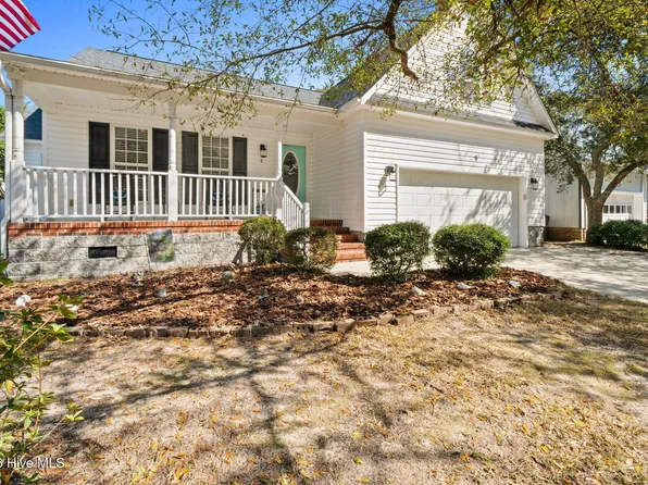 6 White Lane, Oak Island, NC 28465