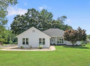 306 Golden Russet Cir, Harvest, AL 35749
