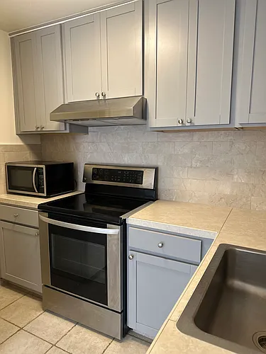 542 Sloat Ave #4 Photo 1