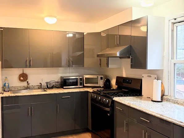 16 Saddlewood Court image 1 of 14