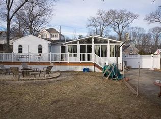 22 Raleigh Rd, Weymouth, MA 02189