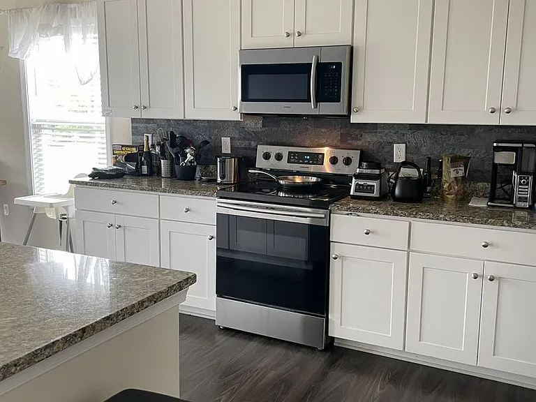 2913 Seven Kings Ct — Photo 4