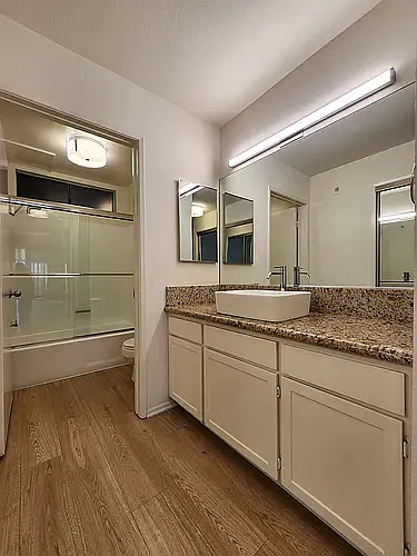 1444 S. Saltair — Photo 27