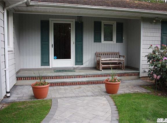 3rd image of 16 Woodlot Ln