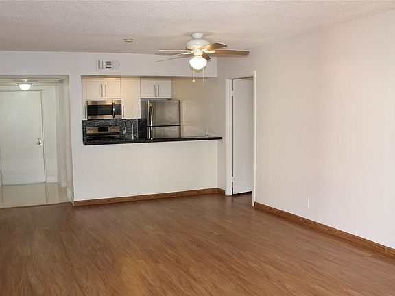 3rd image of 8180 Geneva Ct APT 330