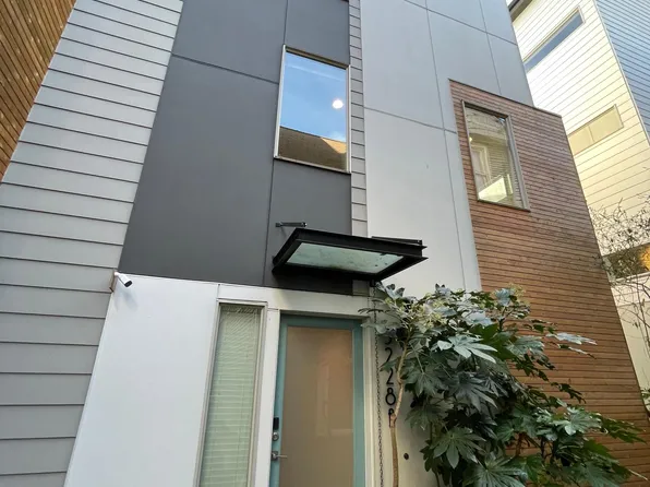 5228 12th Ave NE #A, Seattle, WA 98105