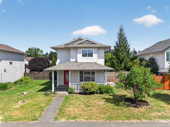 3302 9th St, Cumberland, BC V0R 1S0
