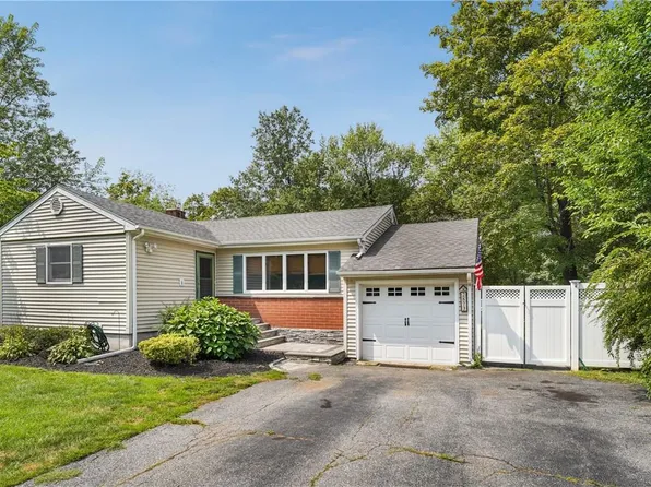 2873 Heathercrest Drive, Yorktown Heights, NY 10598