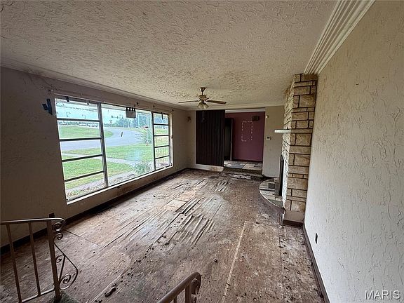 4th image of 168 Crescent Dr
