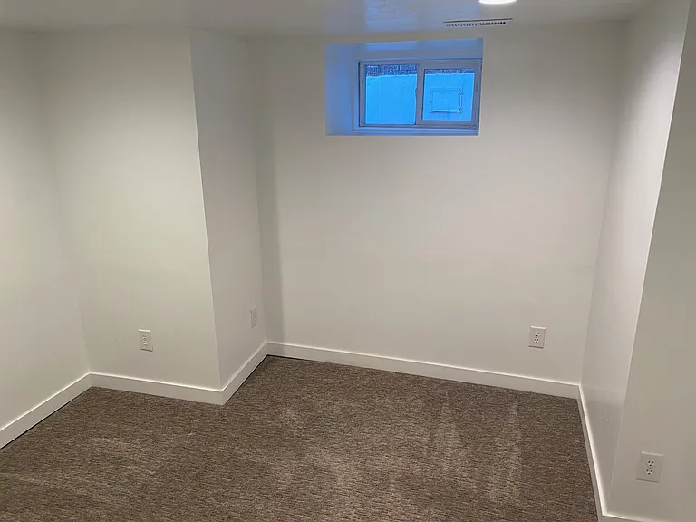246 E Hampton Ave — Photo 26