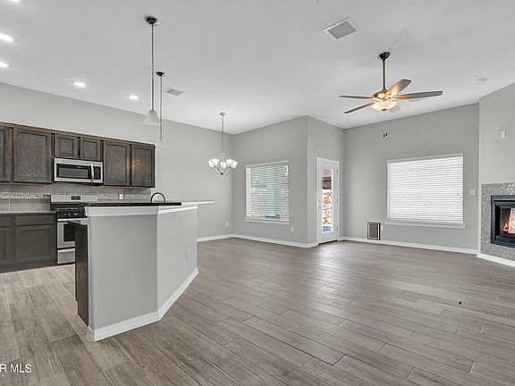 2nd image of 6524 Tama St