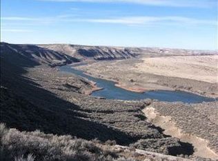 602 Spring Cove Rd, Bliss, ID 83314