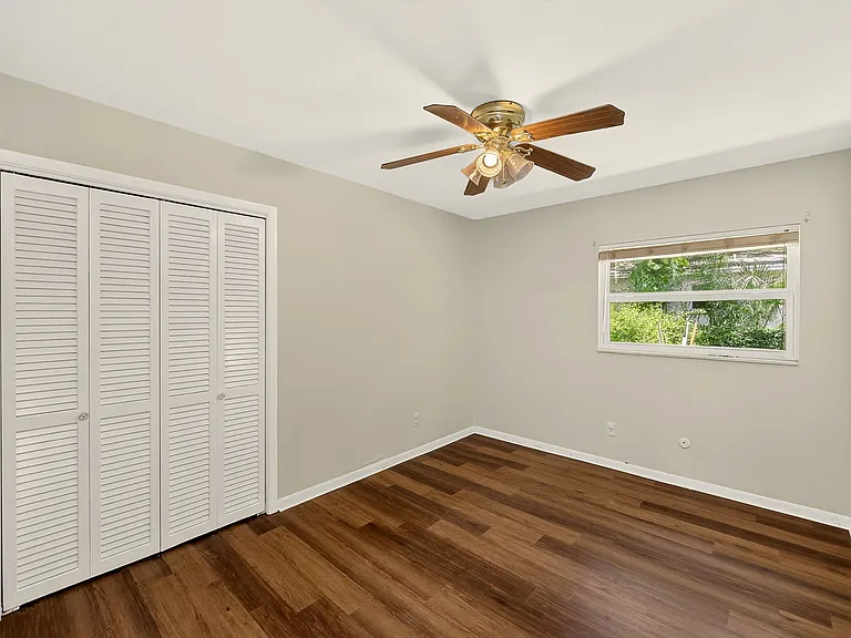 303 Saint Augustine Ave — Photo 26