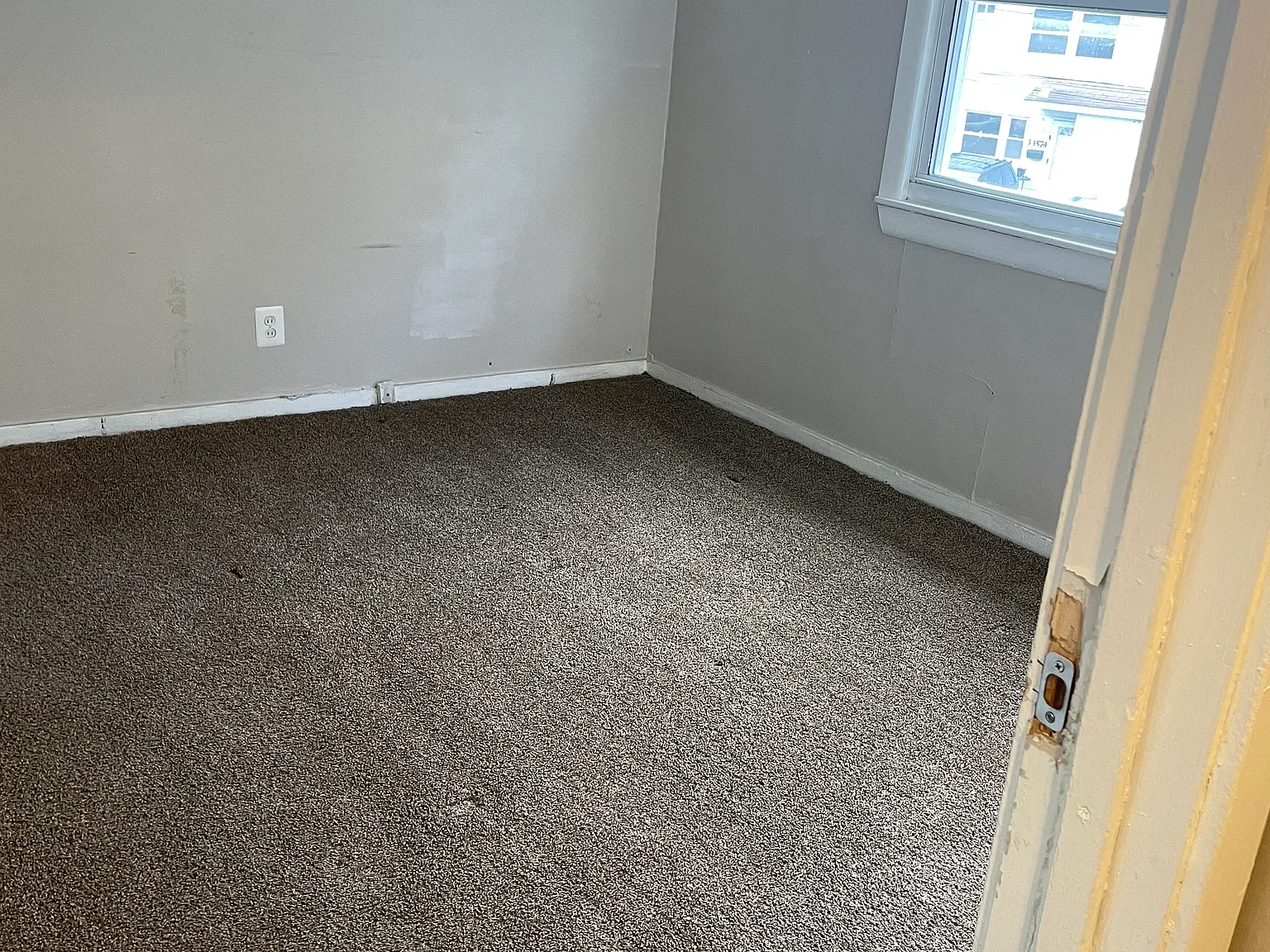 2 bed, 1.5 bath, 1000 sqft, $1,350 — Photo 1