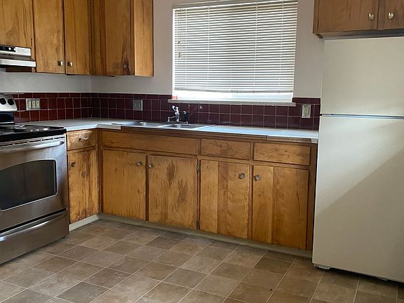 3rd image of 1805 Marine St APT C