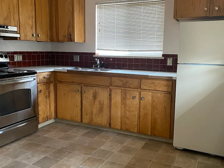 1805 Marine St #C — Photo 3