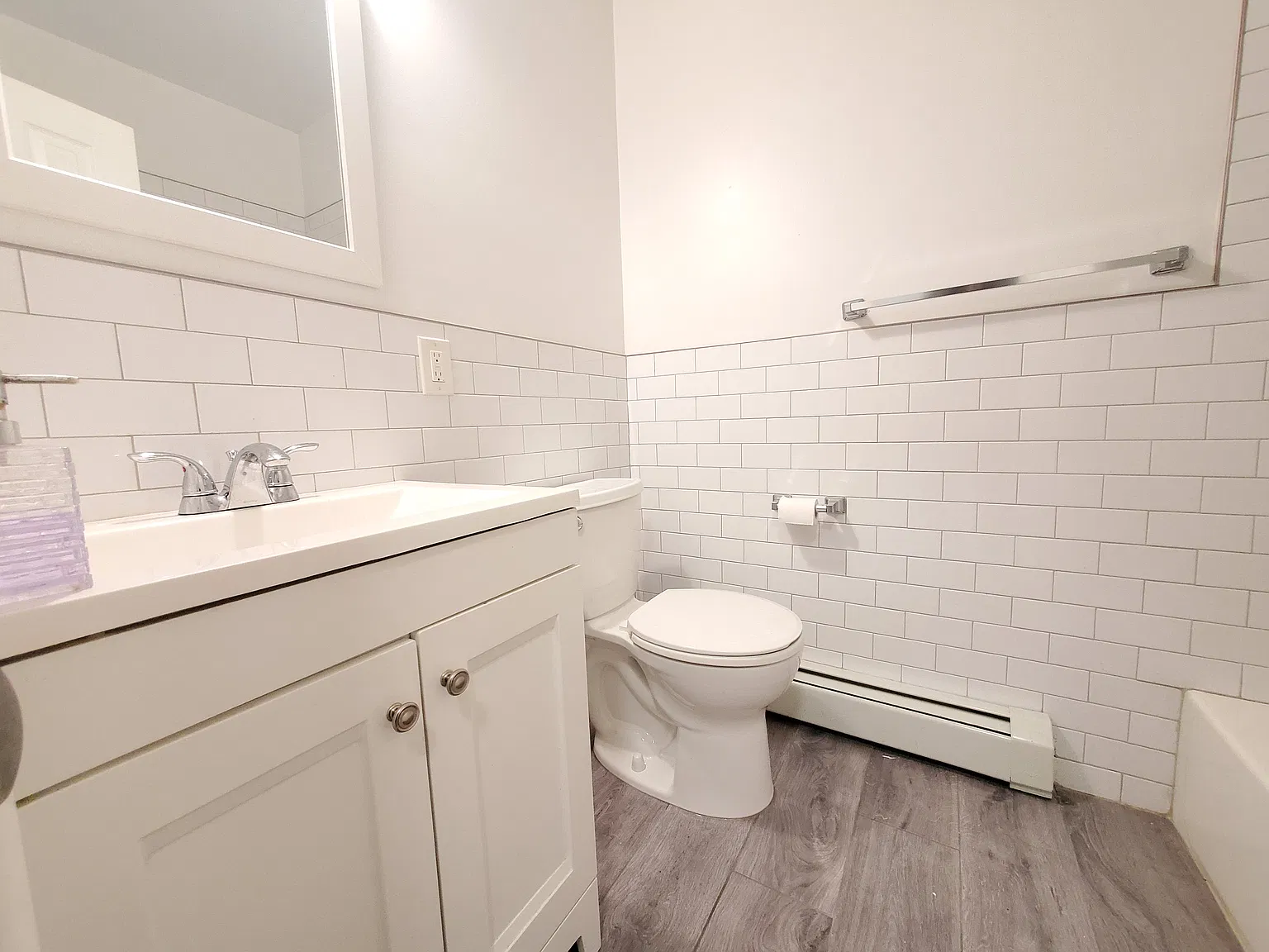 2 bed, 800 sqft, $1,875 — Photo 4