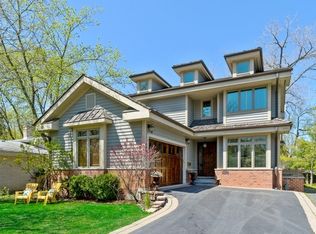 1165 Taylor Ave, Highland Park, IL 60035