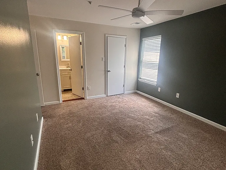 14201 Wolf Creek Pl #6 — Photo 32