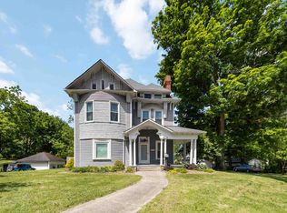 217 Lexington St, Lancaster, KY 40444