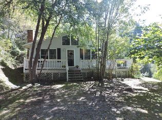 30 Settlers Ridge Rd, Burnsville, NC 28714