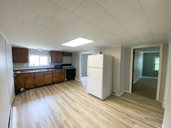 1420 1/2 Buffalo St #1, Franklin, PA 16323
