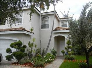 3923 Crescent Creek Dr, Coconut Creek, FL 33073