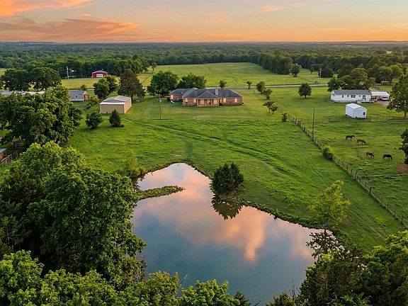 4th image of 929 County Line Church Rd