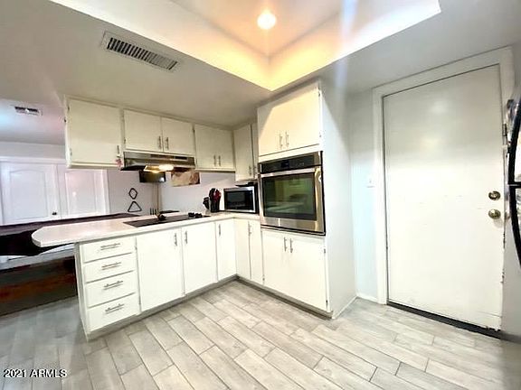 5th image of 3835 W Garden Dr