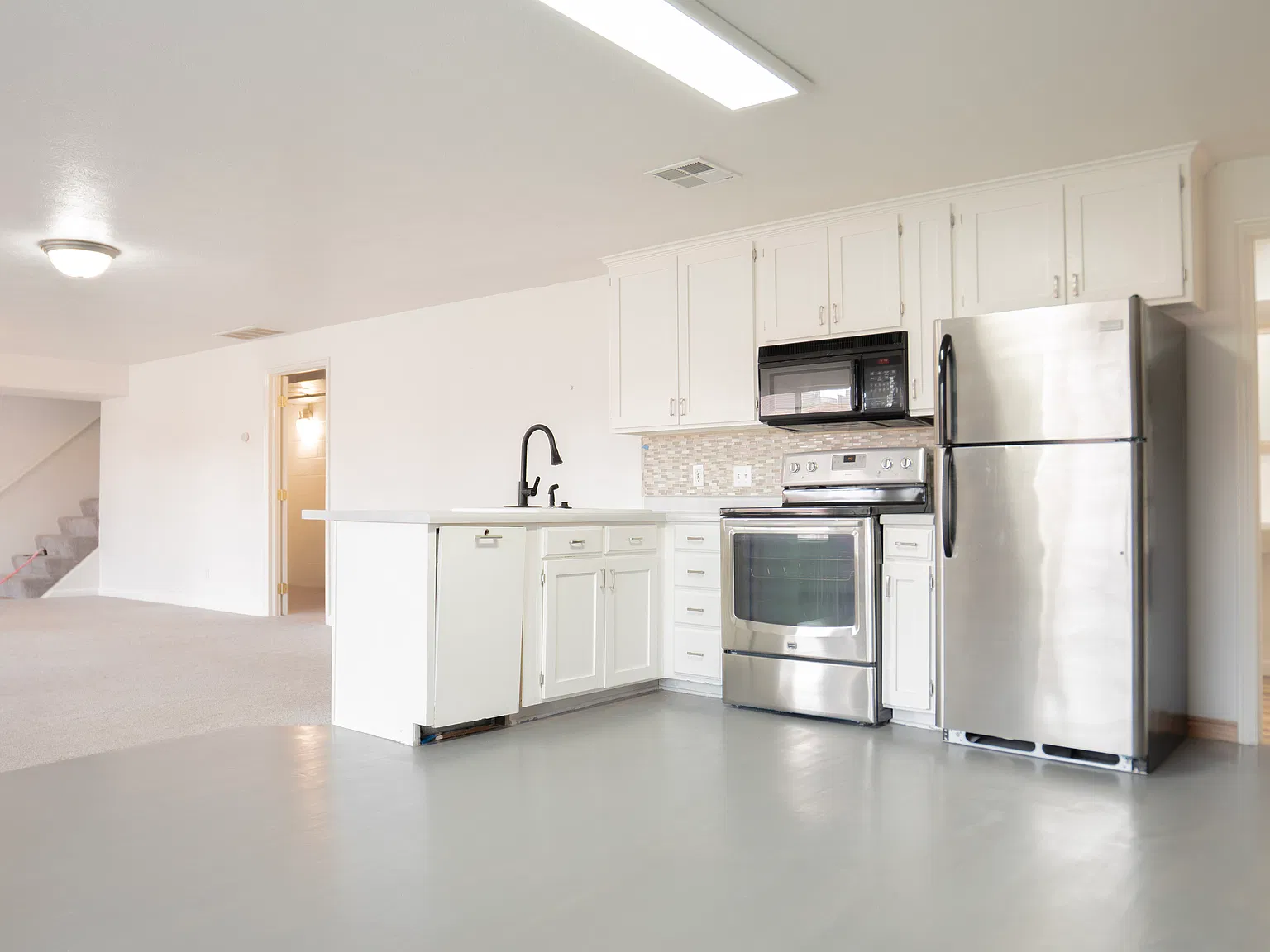 2 bed, 1.5 bath, 1600 sqft, $1,750 — Photo 2