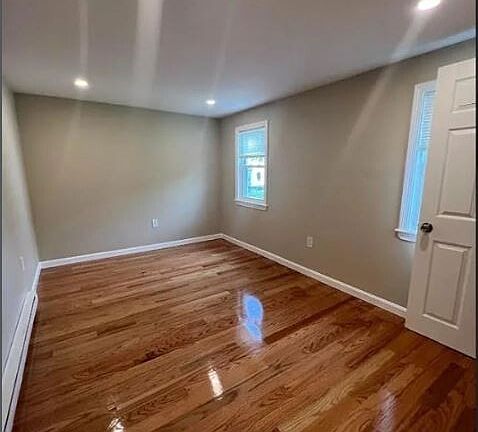 4th image of 430 Granite St #3R