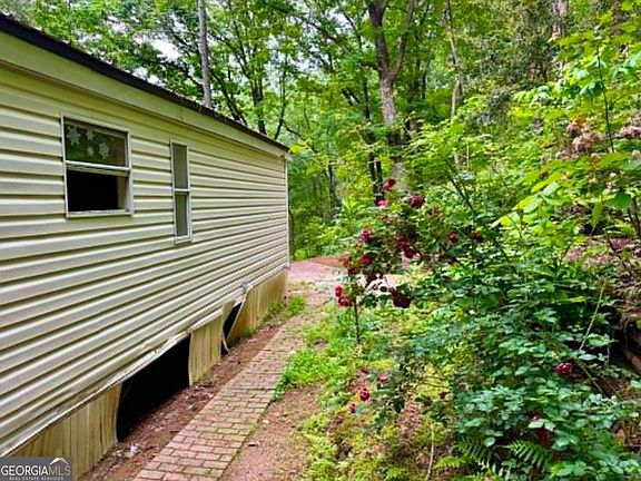 4th image of 895 Newman Ct NE