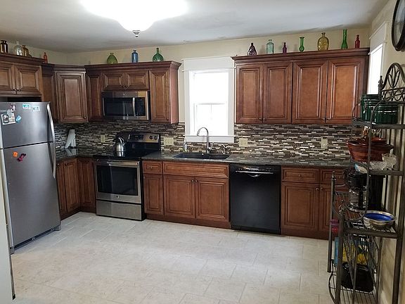 5th image of 715 McKinley Pkwy
