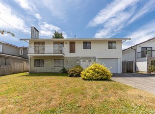 1632 Como Lake Ave, Coquitlam, BC V3J 3P6