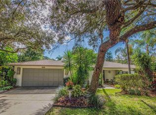 1328 Rollingwood Ct, Tarpon Springs, FL 34689