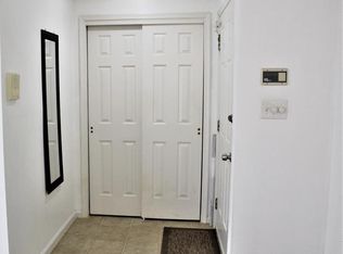 1003 Woodhaven Dr, Edison, NJ 08817