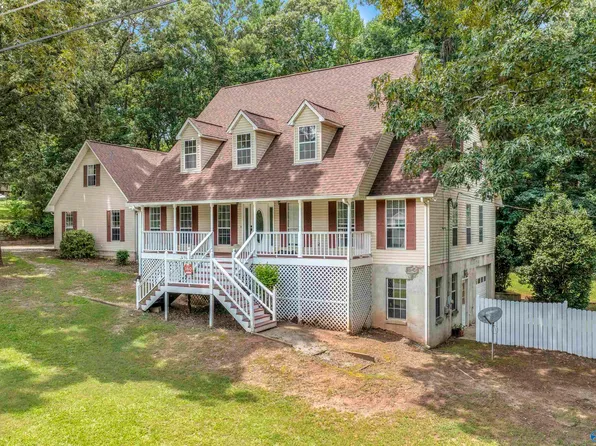 160 Hickory St, Munford, AL 36268