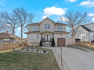 637 Pleasure Dr, Mundelein, IL 60060